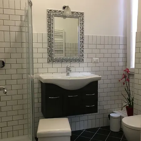 Bed & Breakfast Theodora 3*